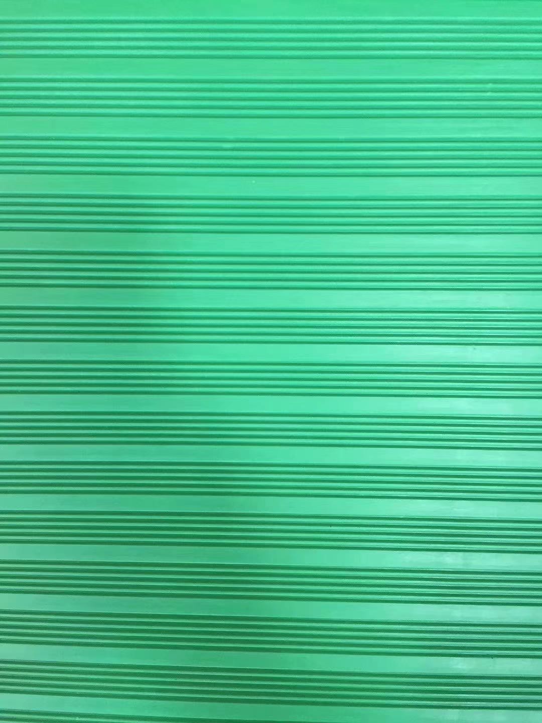 Thick -Thin Stripe Rubber Mat